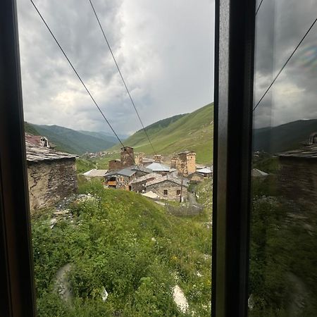Chazhashi Guesthouse Ushguli Buitenkant foto